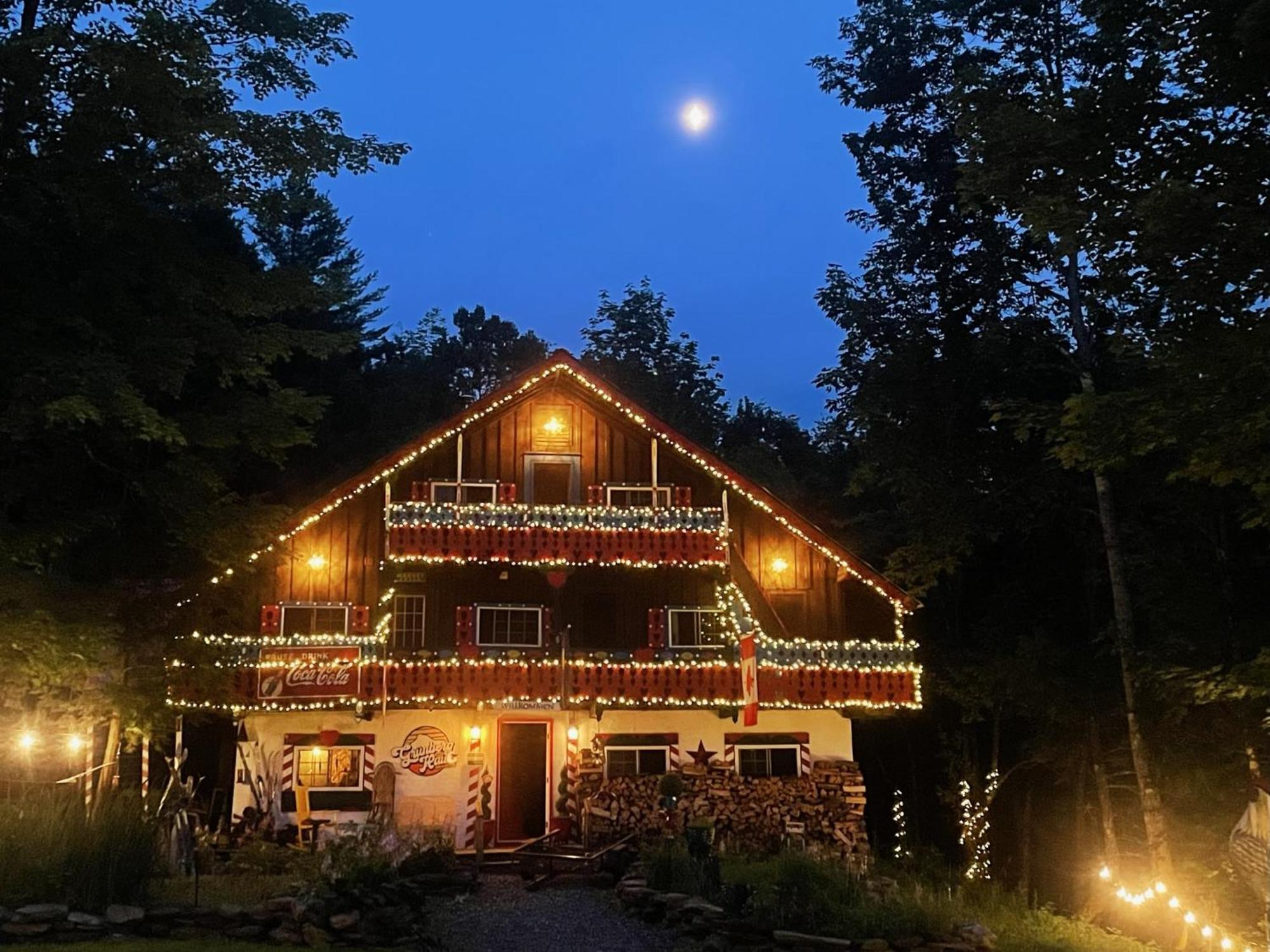 Grunberg Haus Inn & Cabins ウォーターベリー エクステリア 写真